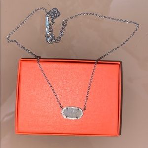 Kendra Scott necklace